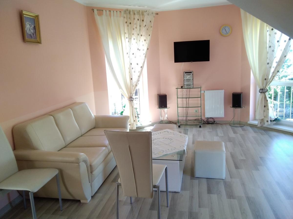 Dw Fantazja Bed and Breakfast Kołobrzeg Εξωτερικό φωτογραφία